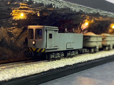 Nナロー鉱山鉄道の坑道風ミニジオラマを作ってみた : mattoの工作＆探索記