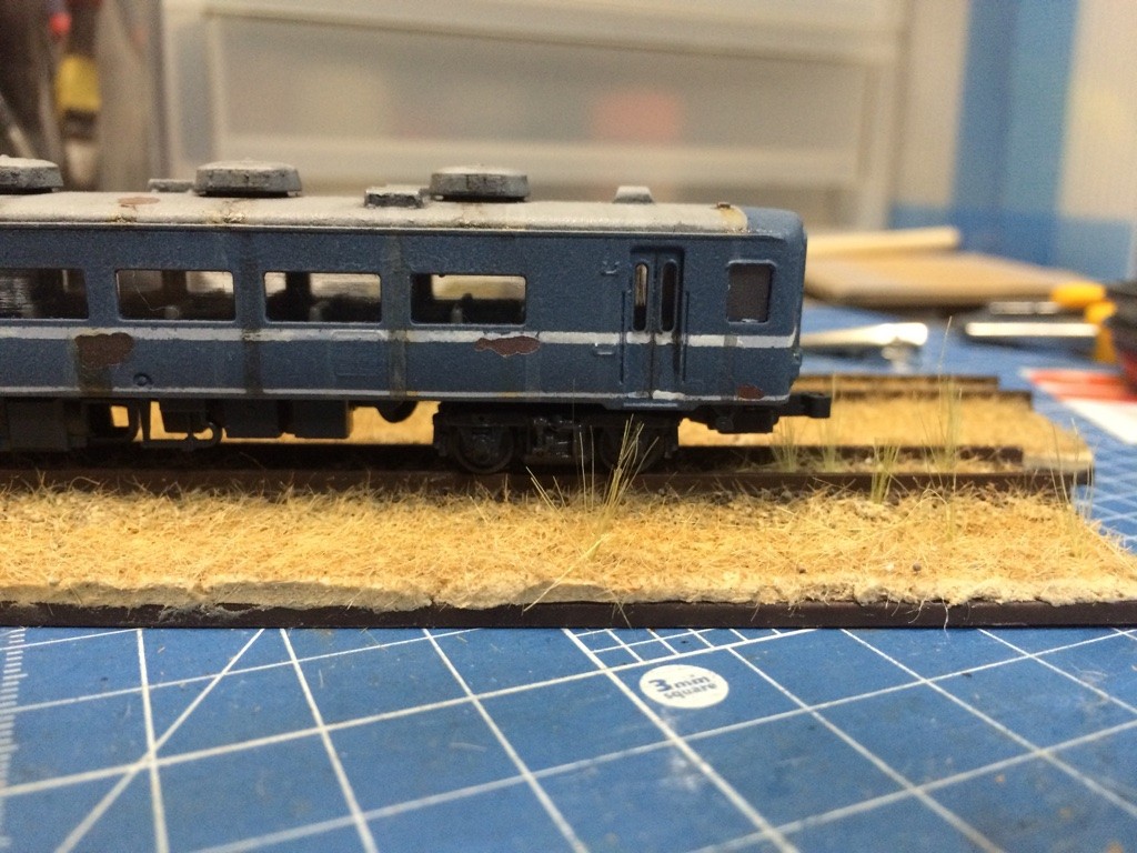 鉄コレの展示用レールを冬枯れた廃線に…（1） : mattoの工作＆探索記