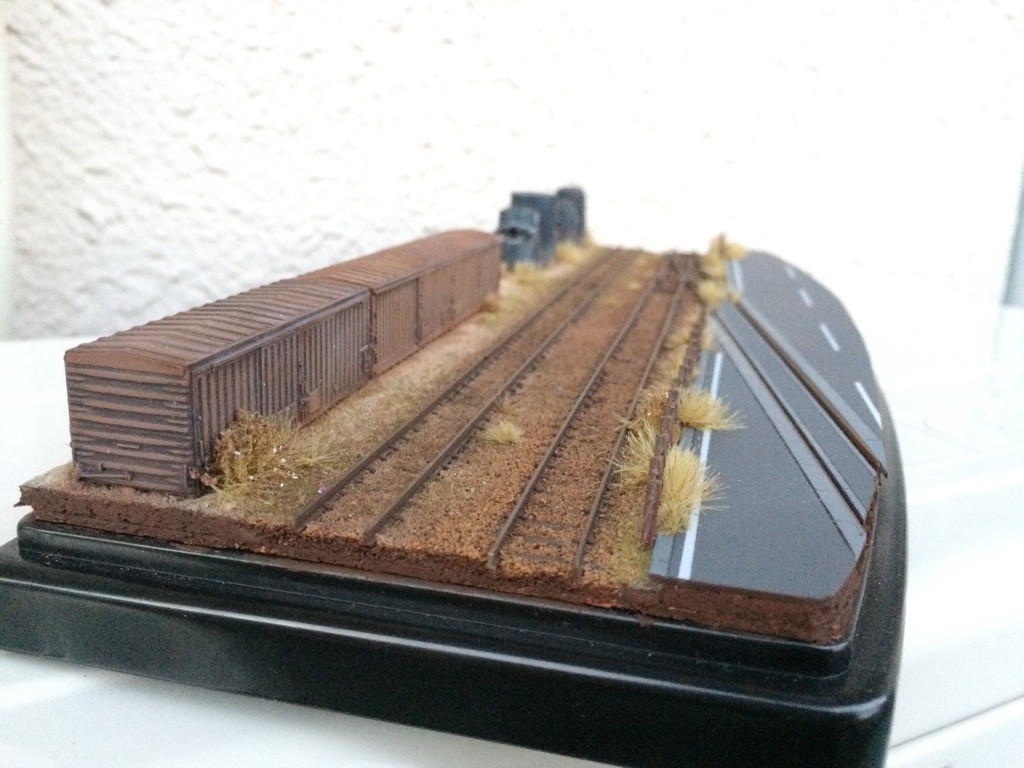 貨車解体線のミニジオラマを作る(3)完成しました : mattoの工作