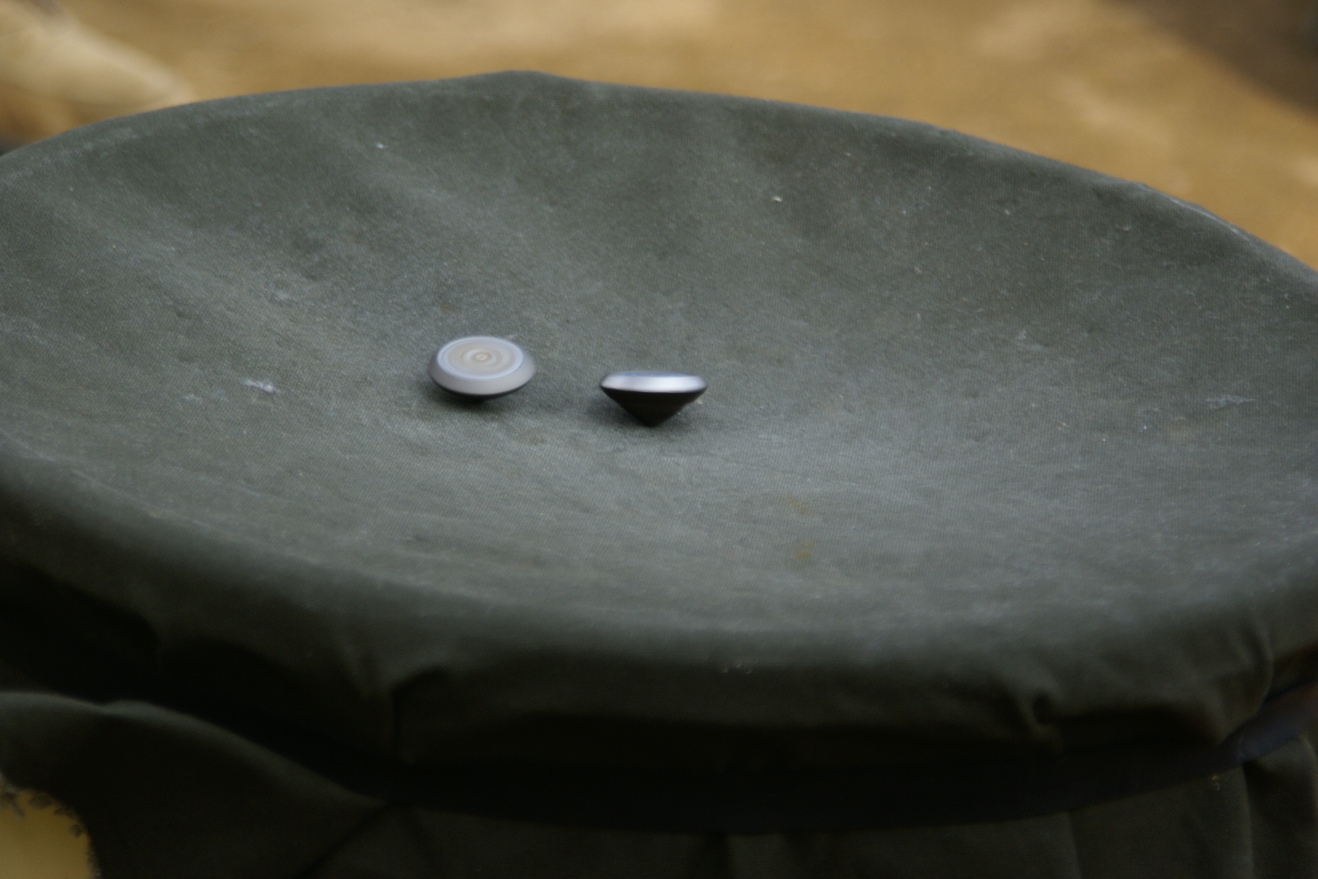 ベーゴマ 俗徒然草一葉一句 写真俳句館 松風庵