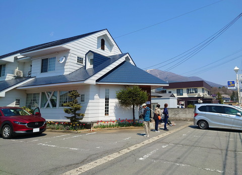 今日のランチは、くいものやラ・ネージュやさんでおいしいお蕎麦です！