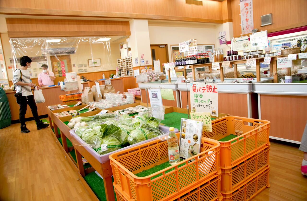 リゾート気分が満喫できる 富山県 城端sa 日本の原風景