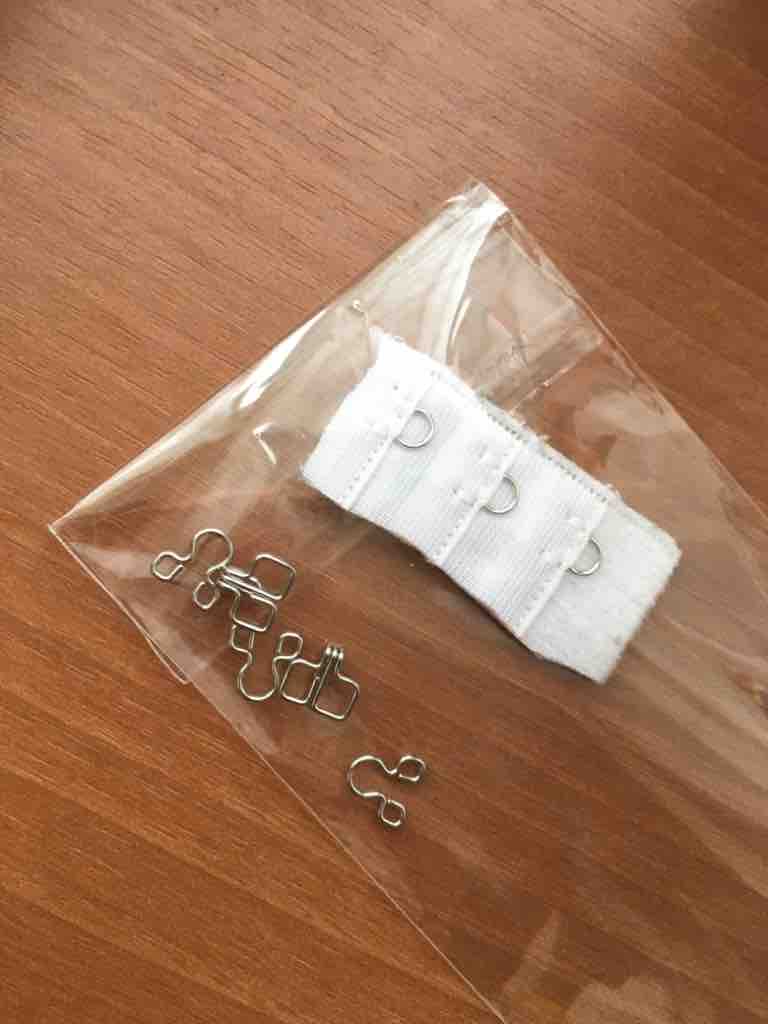 まさかのアレを使ったメルちゃんの簡単ドレス 子育て 親育て 絵日記 たまに日々の暮らし
