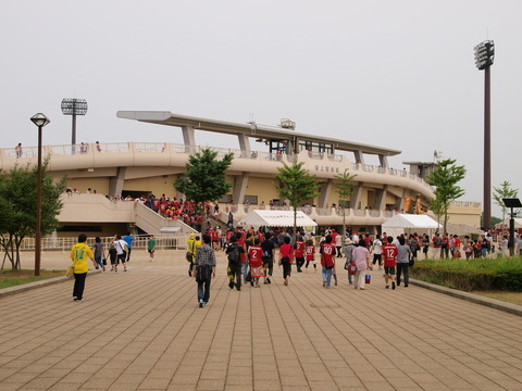 沖縄県総合運動公園陸上競技場