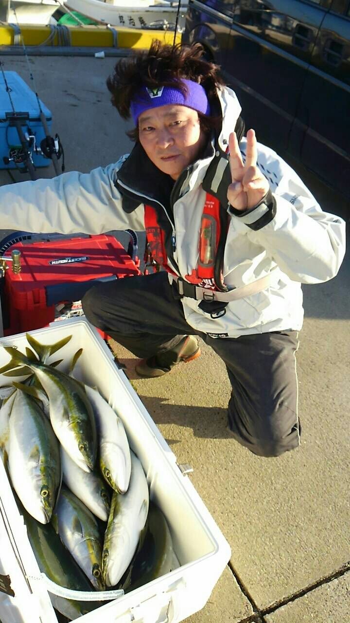 26 11 23 酒田龍神青物ジギング Episode Of つまっくす Maxフィッシング倶楽部〆情報交換 ジギング コマセ ヒラマサ ブリ タイ 根魚等々