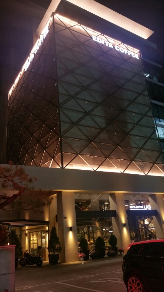 9518ba58.jpg