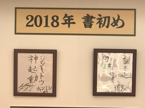 {86E88383-72D6-46EE-AF9E-C5006E70ECC3}