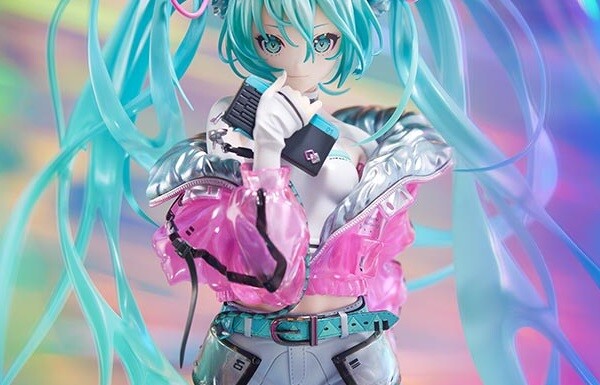 『初音ミク』スタイリッシュでへそチラとホットパンツでエロいおっぱいとお尻のエロフィギュア！