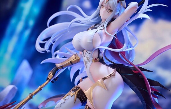 『エピックセブン』新月のルナのえっちなムチムチおっぱいとお尻のエロフィギュア！