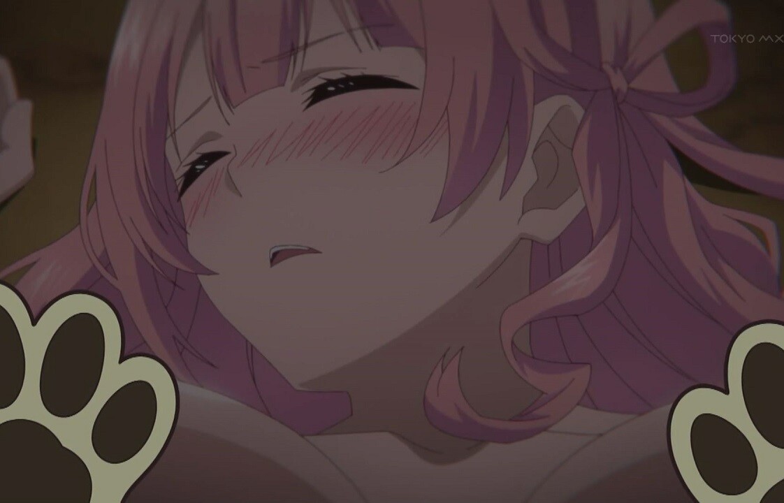 アニメ『犬になったら好きな人に拾われた。』6話で女の子の服や下着を脱がすエロシーン！