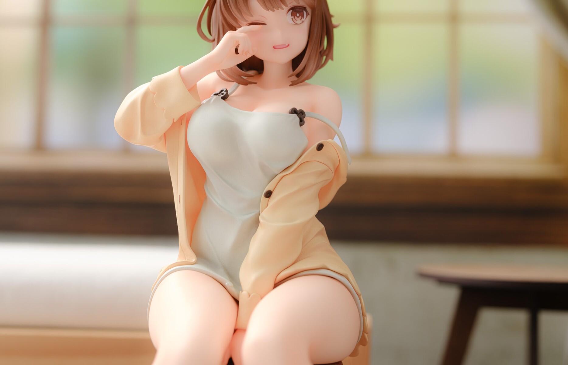 『ライザのアトリエ』ライザのえっちなムチムチエロ太ももで部屋着姿のエロフィギュア！