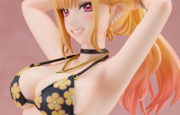 『その着せ替え人形は恋をする』喜多川海夢のエロおっぱいの水着姿のエロフィギュア！