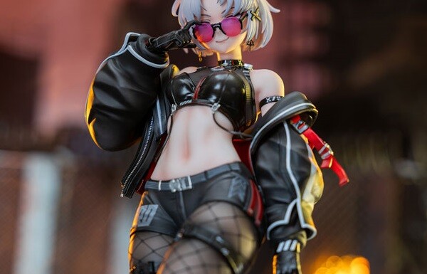 『勝利の女神：NIKKE』ドレイクのえっちすぎるムチムチのレーサー姿のエロフィギュア！