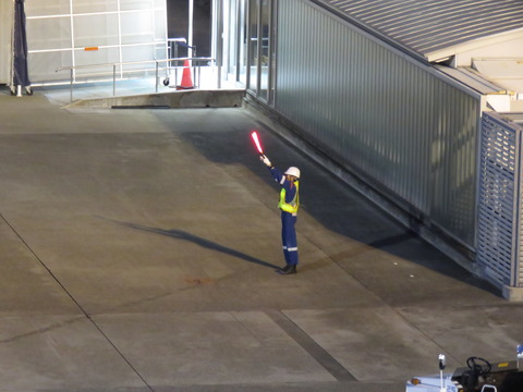 26年4月21日夜間名古屋空港 055