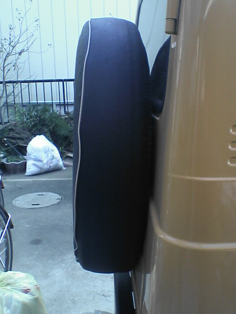 ジムニー軽量化 スペアタイヤ 赤帽でオンサイト