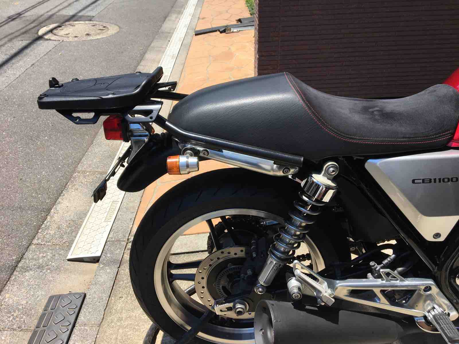 CB1100 SC65 無限　アルカンターラ　シート CB1100 SC65 無限 アルカンターラ シート CB1100 SC65 無限