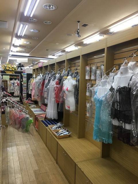 東京書店釧路鳥取店 コスチューム