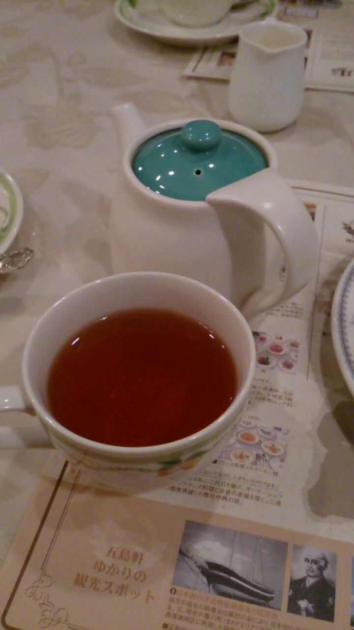 赤いから紅茶 舌平目ダニエル 赤いから紅茶 舌平目ダニエル