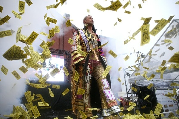 筋肉注意 本日のワープロは30周年記念に世界一性格の悪い男が相手に選んだのはオカダカズチカ 雨の中繰り広げられた激戦の結果は そして復活のこけし 新日本プロレス みょうぶろぐ