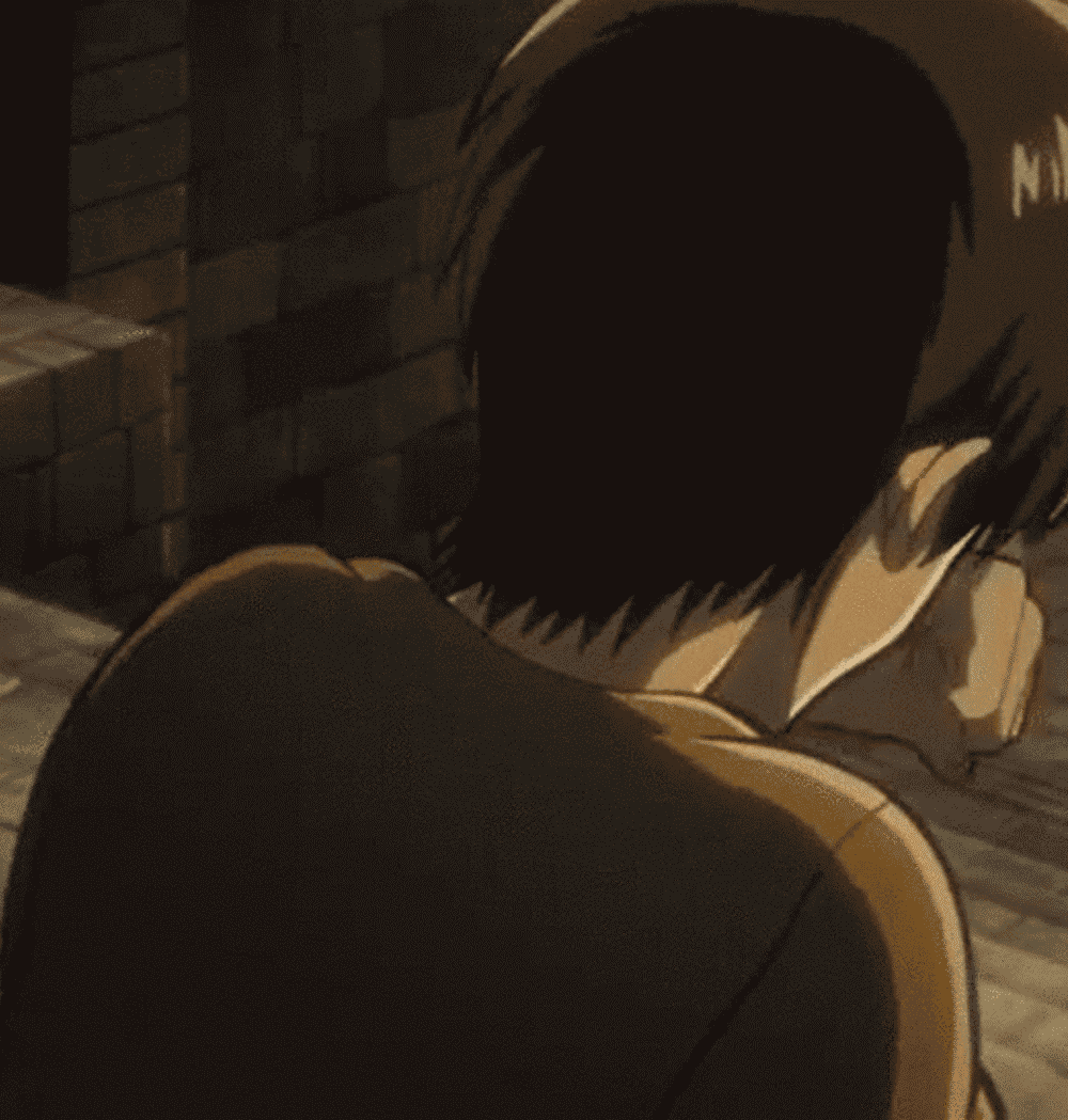 進撃4話の可愛い可愛い泣きッ面振り返りエレンがgifになったよ みょうぶろぐ 進撃4話の可愛い可愛い泣きッ面振り返りエレンがgifになったよ みょうぶろぐ