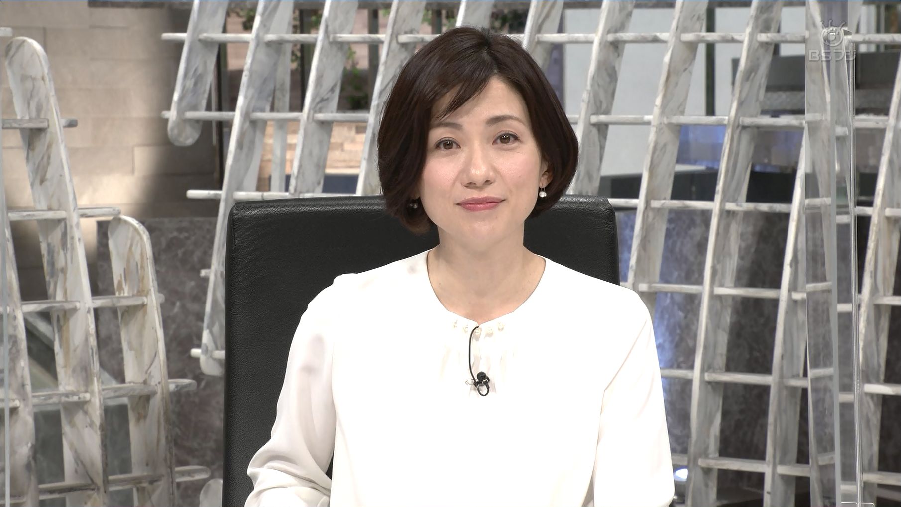 梅津弥英子 プライムニュース 11 09 女子アナキャプでも貼っておく Optimistic Attraction