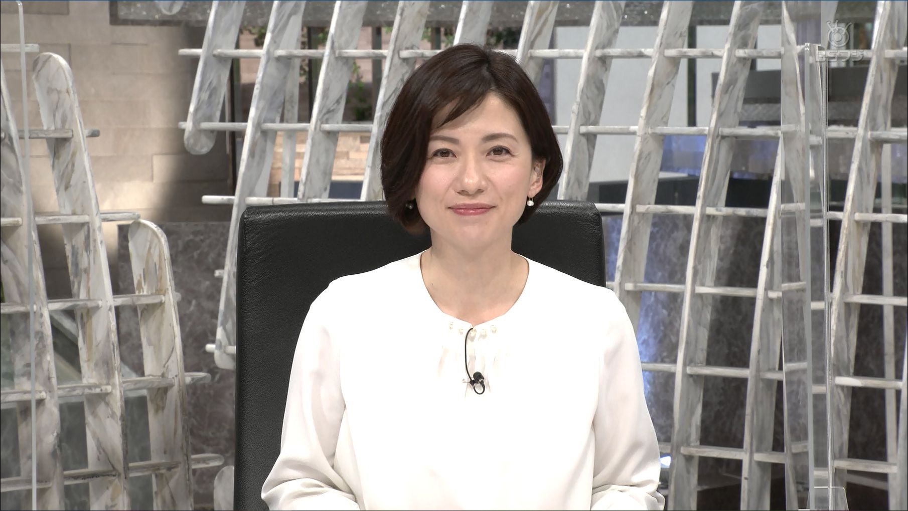 梅津弥英子 プライムニュース 11 09 女子アナキャプでも貼っておく Optimistic Attraction