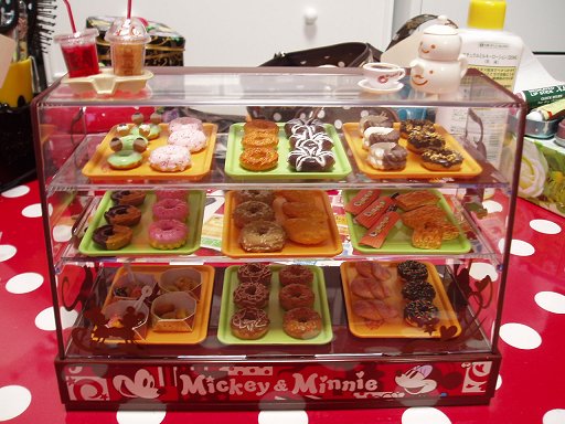 ちぎられたパン ちぎられたパン