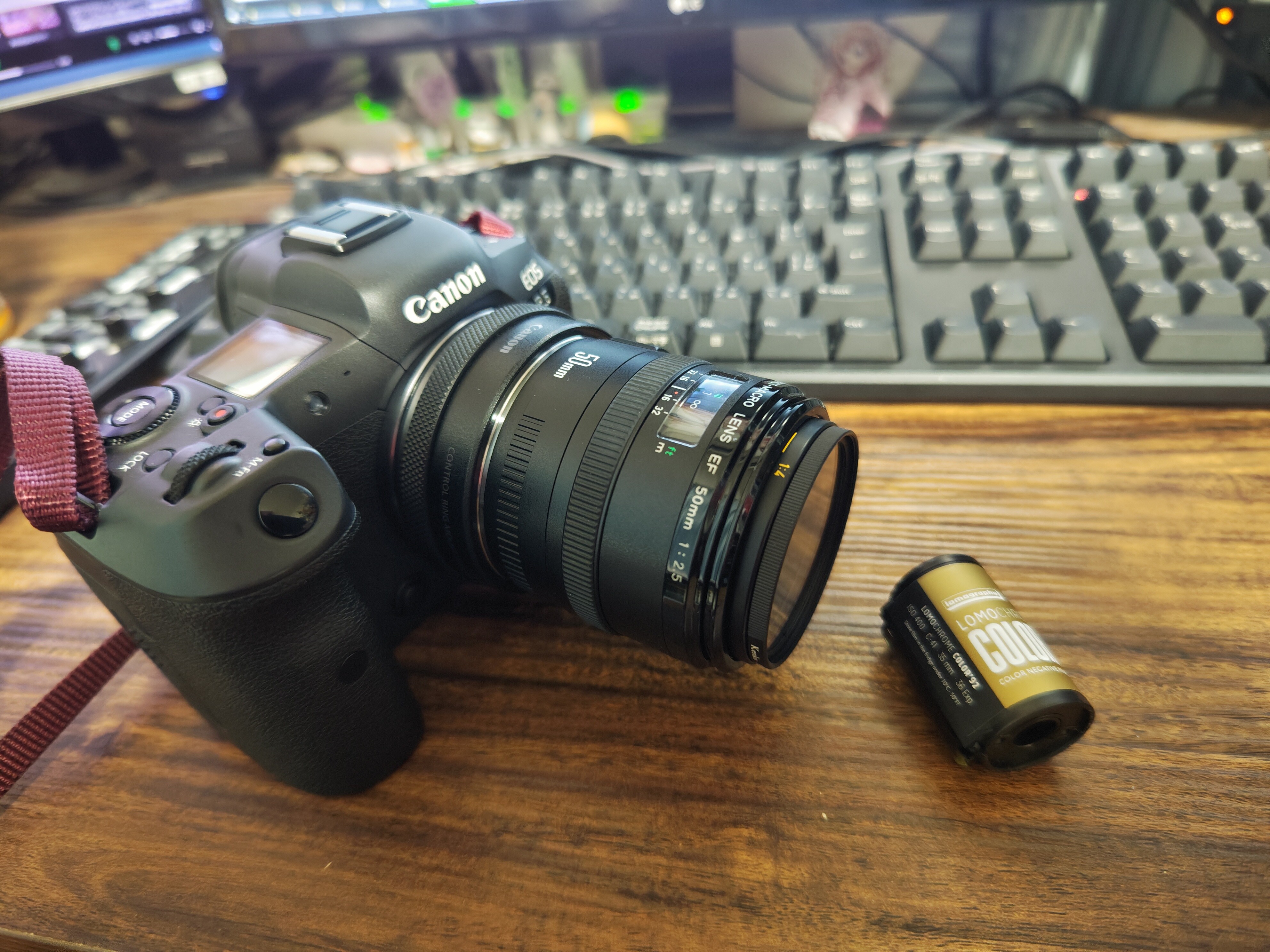 EF50mm F2.5 コンパクトマクロが生えてきたお話 : 人形旅記