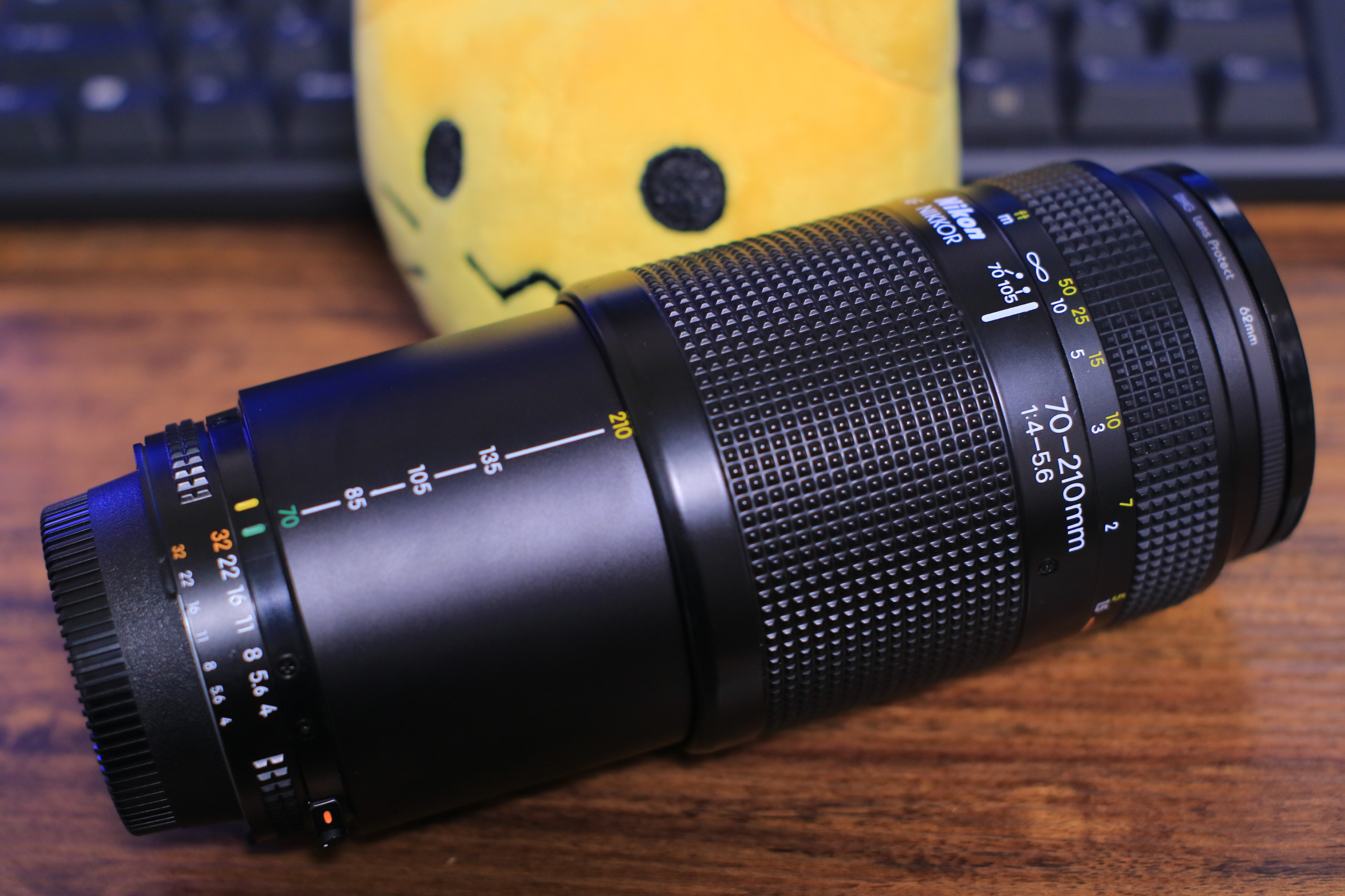 Amazon.co.jp: Nikon ニコン AF NIKKOR 70-210mm F4 : 家電＆カメラ