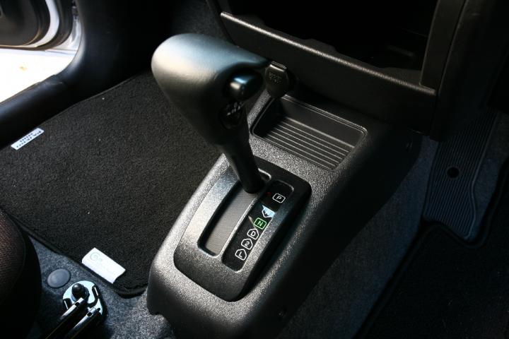 イメージカタログ 無料ダウンロード チェンジ レバー ボタン