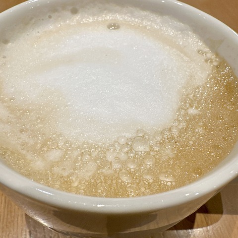 667FD9AA-6093-4F34-8494-0F263D14B695