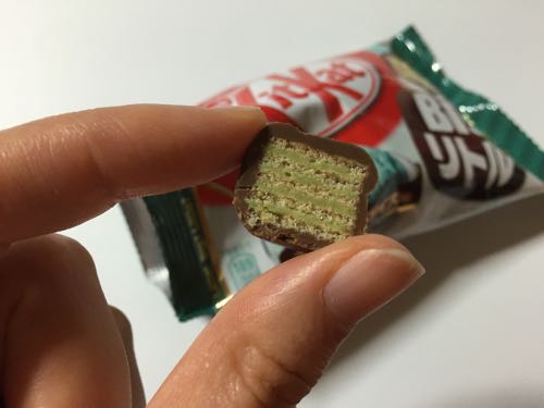 キットカットチョコミント中身写真2