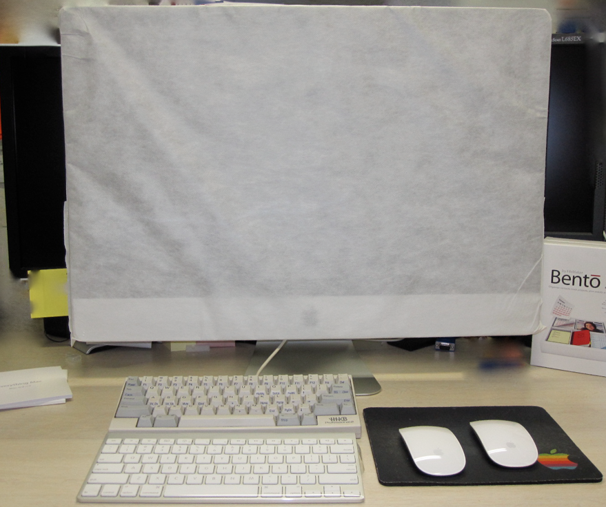 iMac（Late 2009, 27-inch, Intel Core i7 2.8GHz）の「開封の儀