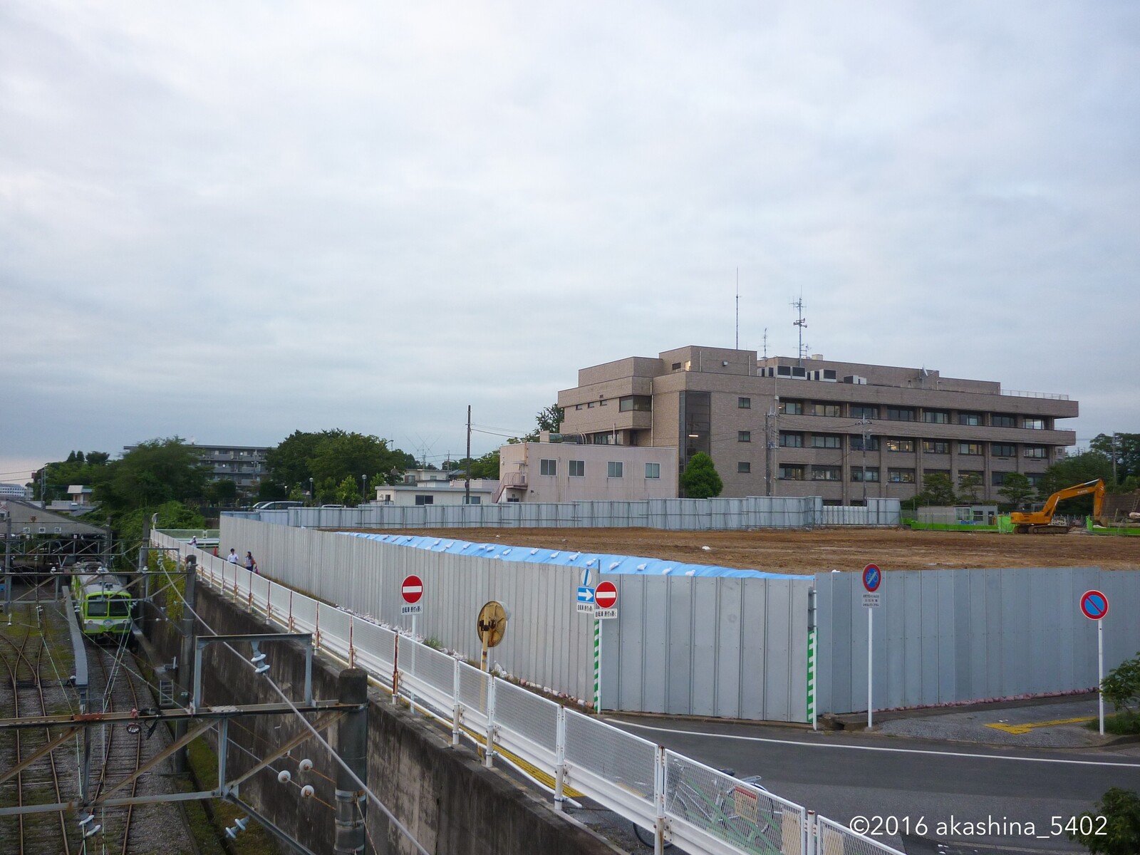 気が切り倒され整地された市役所南側の空き地