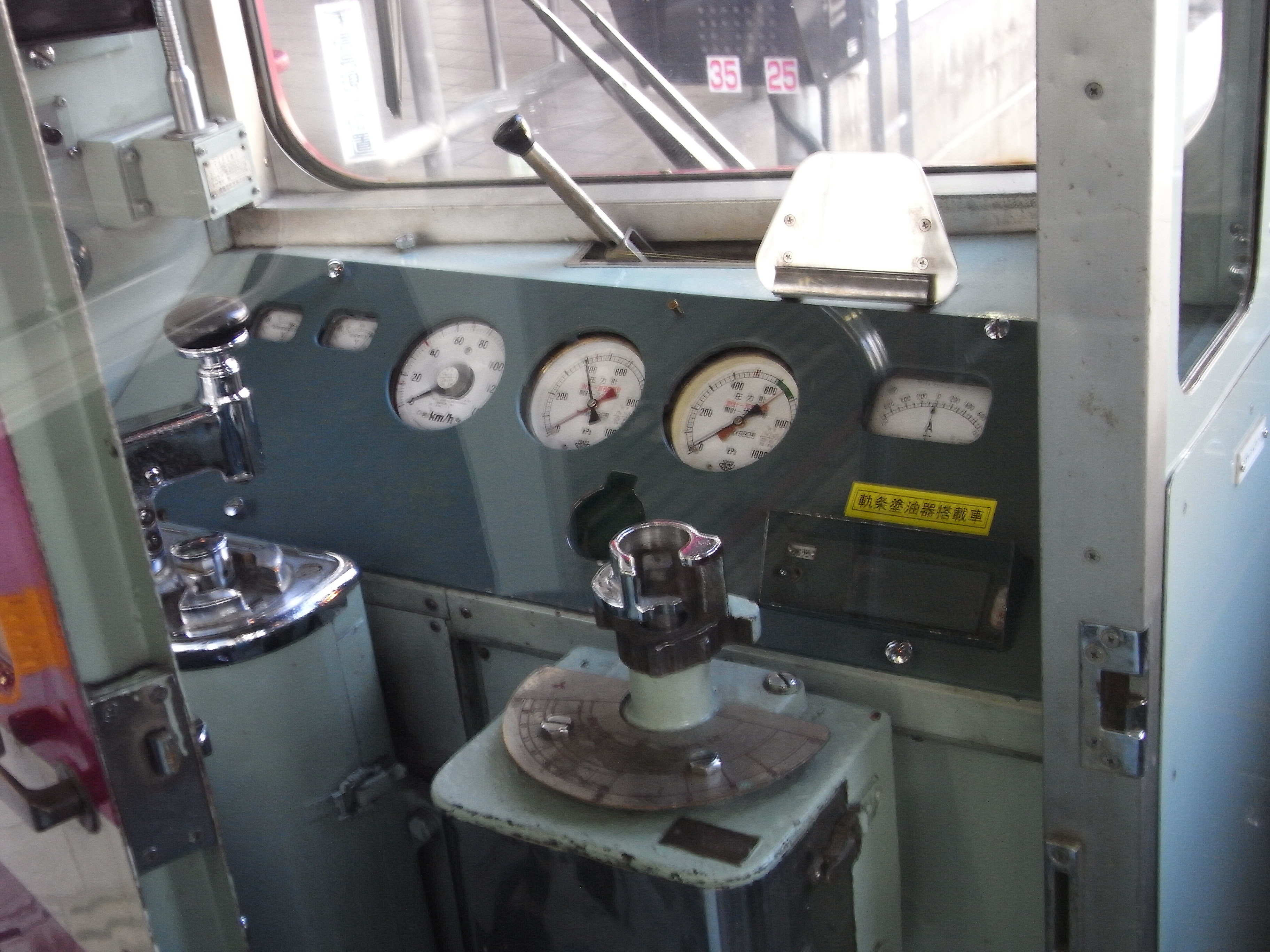 京急旧1000形を見に川崎へ行ってきた コルゲートの輝き