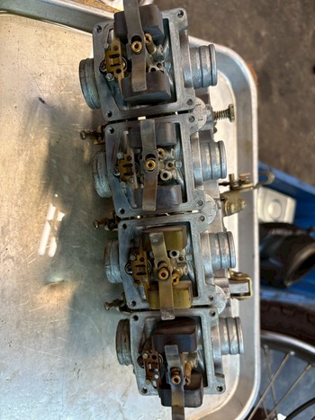 LINE_ALBUM_天羽様 車検 キャブその他点検_251011_17