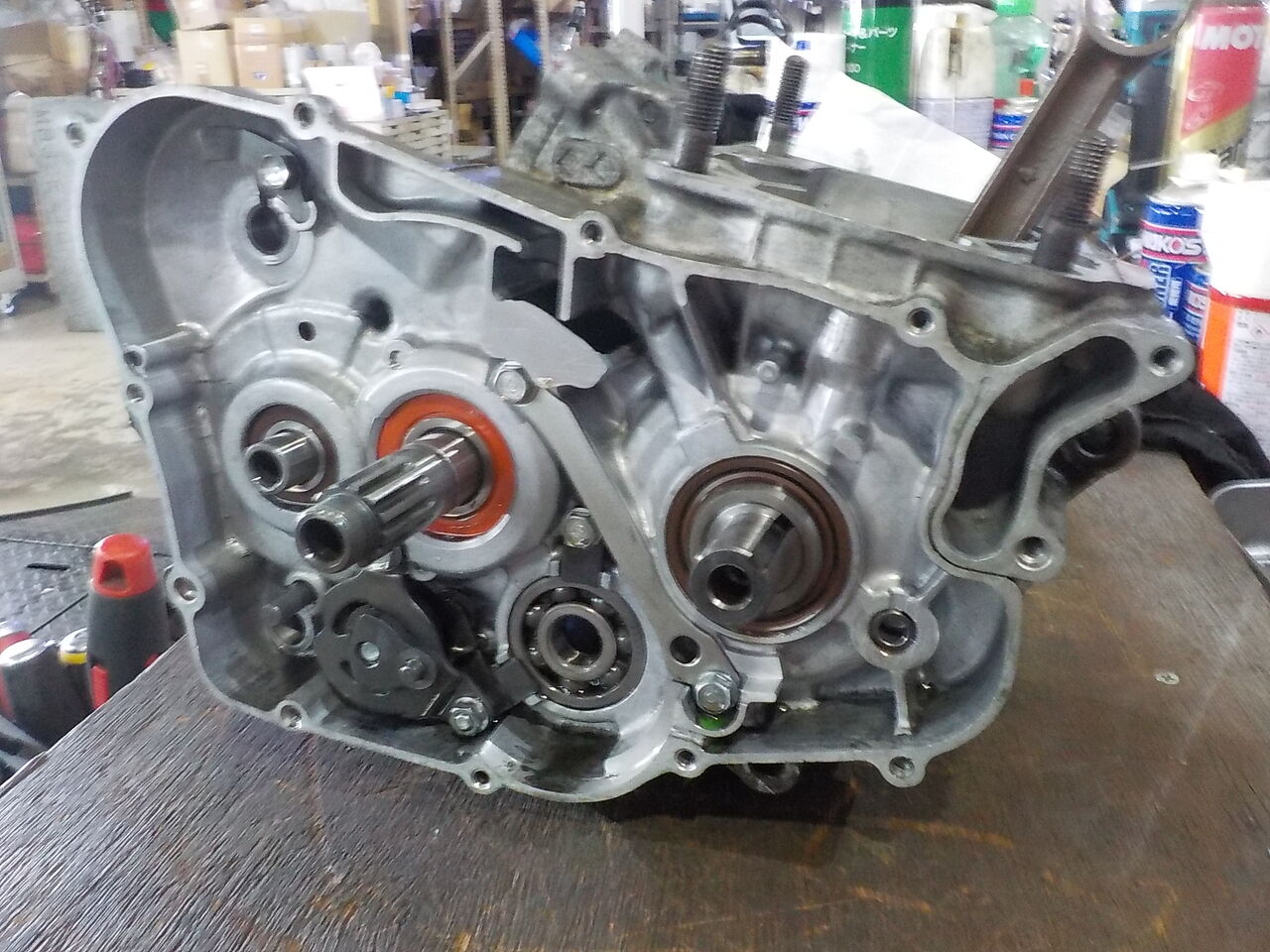 ヤサイアブラマシマシ 専用HONDA CRM250ARエンジン腰下ゴールド ヤサイアブラマシマシ 専用HONDA CRM250ARエンジン腰下ゴールド