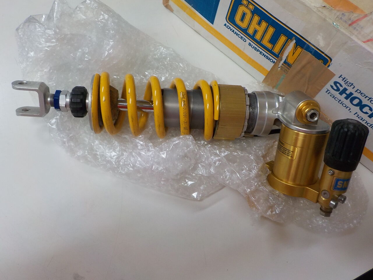 ZX-10R OHLINS リアサスペンション ZXT00C '04 : MC Craft