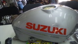 ftank-gsx400skatana-paint20111215 (4)