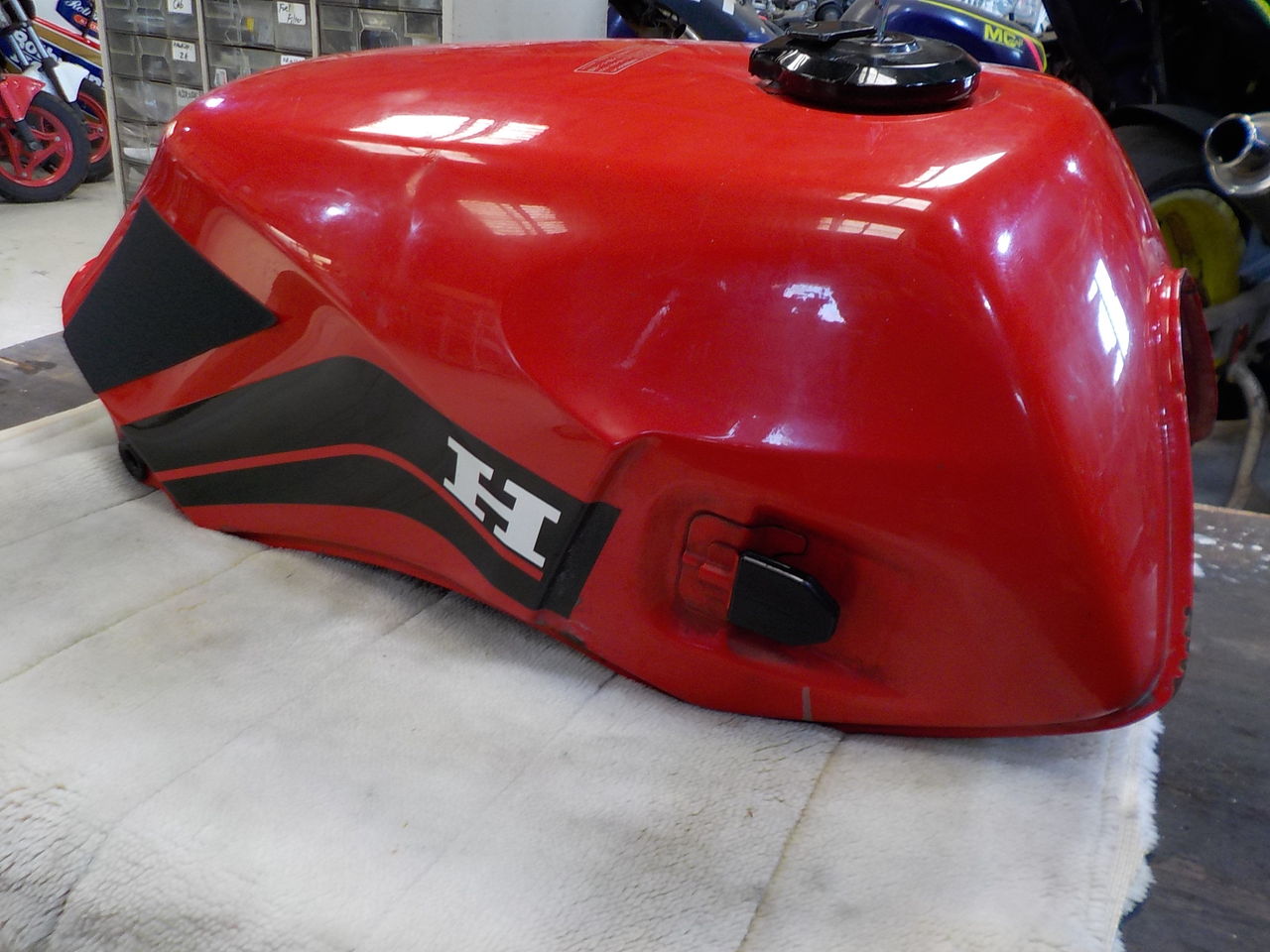 HONDA CB750F ガソリンタンク Yahoo!オークション - ホンダ