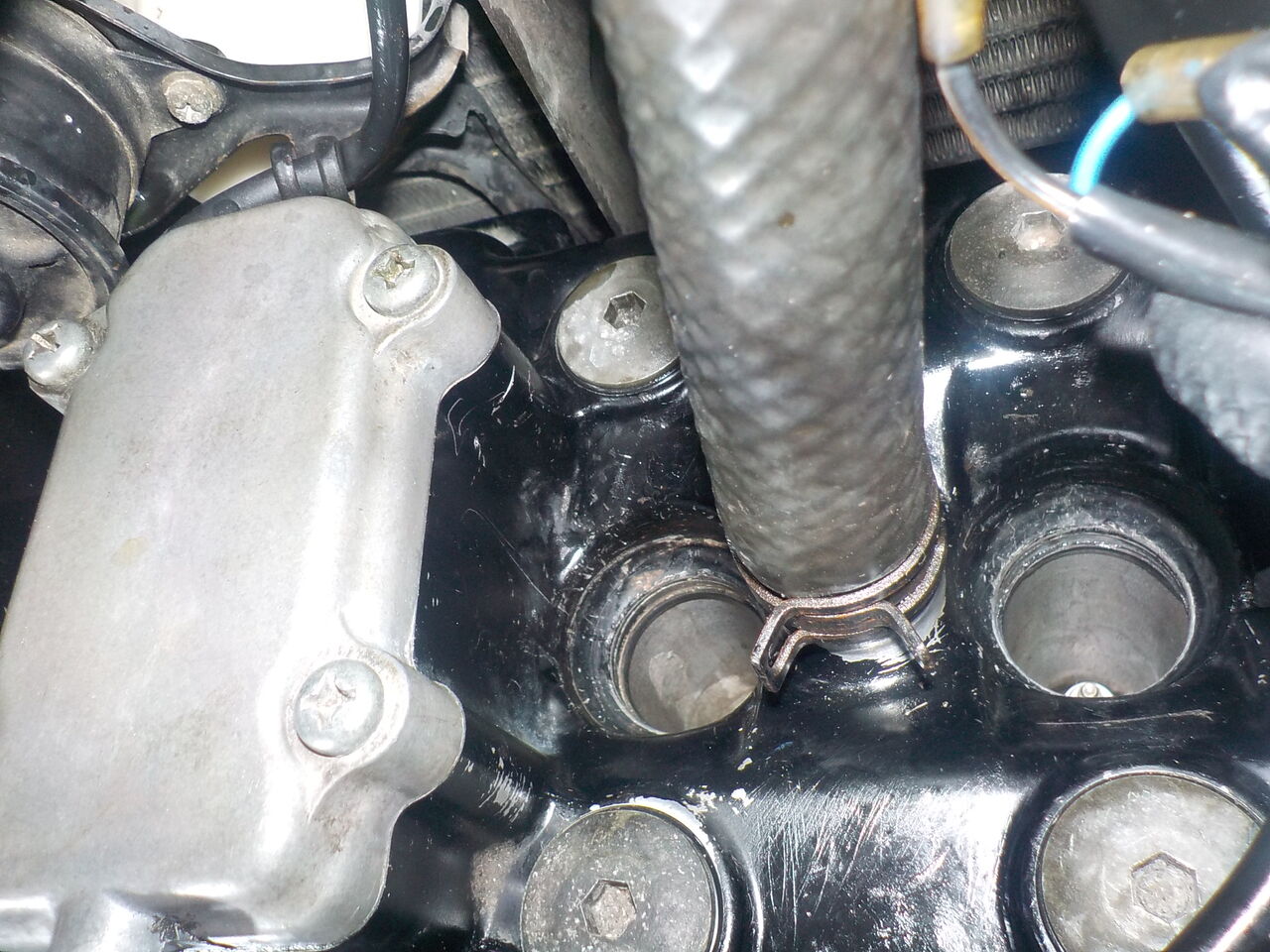 MC Craft : GSX-R250 腰上 組立て