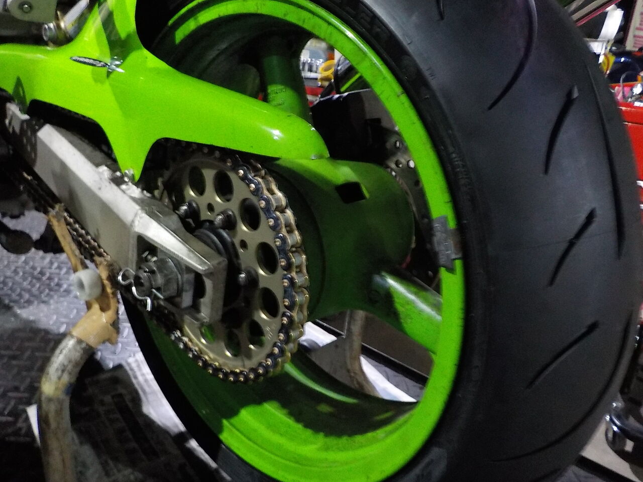 ZX-9R タイヤ チェーン スプロケ 交換 ZX900E 2000 : MC Craft