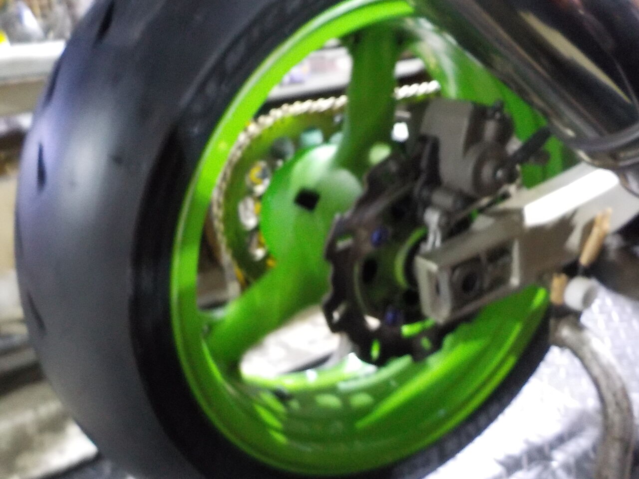 ZX-9R タイヤ 交換 '00 E1 : MC Craft