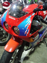 vfr400r20110930ws (1)