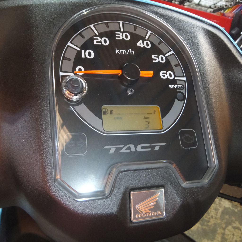 ホンダ しょわ TACT メーター 2033 km