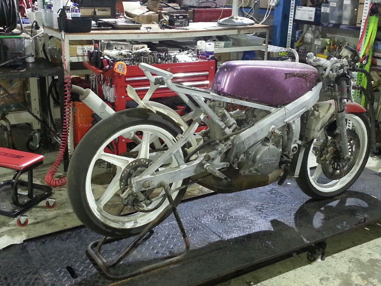 HRC RS125R アルミメーターステー、カウルステー☆NF4、レーサー Yahoo!オークション -「rs125 hrc カウルステー」(カウル、フェンダー