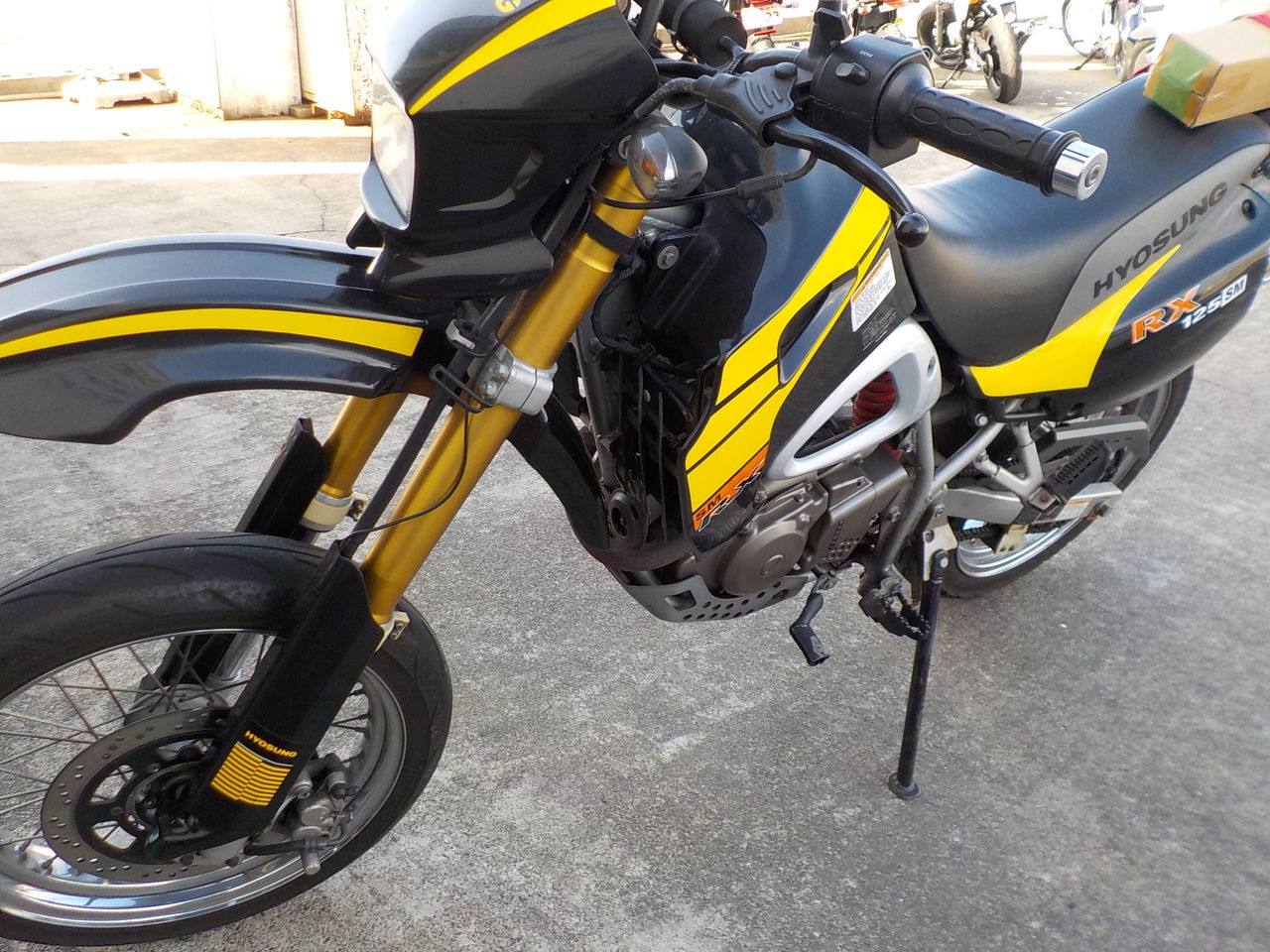 ヒョースン RX125D 実働