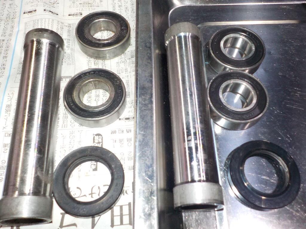 TZR250R　3XV　前後ホイールセット　レストア　組み換え　流用　ワイド化　17インチにも（中古）TO-Z1472 ヤマハ TZR250R SP 3XV-0453**.フロント リア ホイール 前後セット