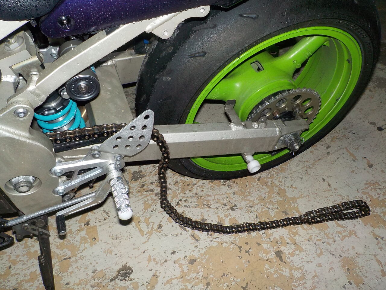 ZX-9R チェーン スプロケット 交換 : MC Craft