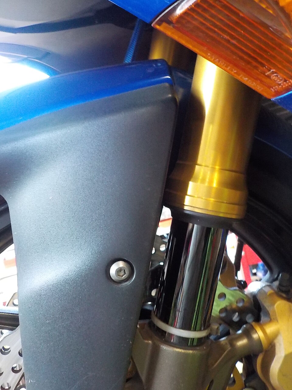 ZX-10R Fフォーク フロント 周り 整備 ZXT00C '04 : MC Craft